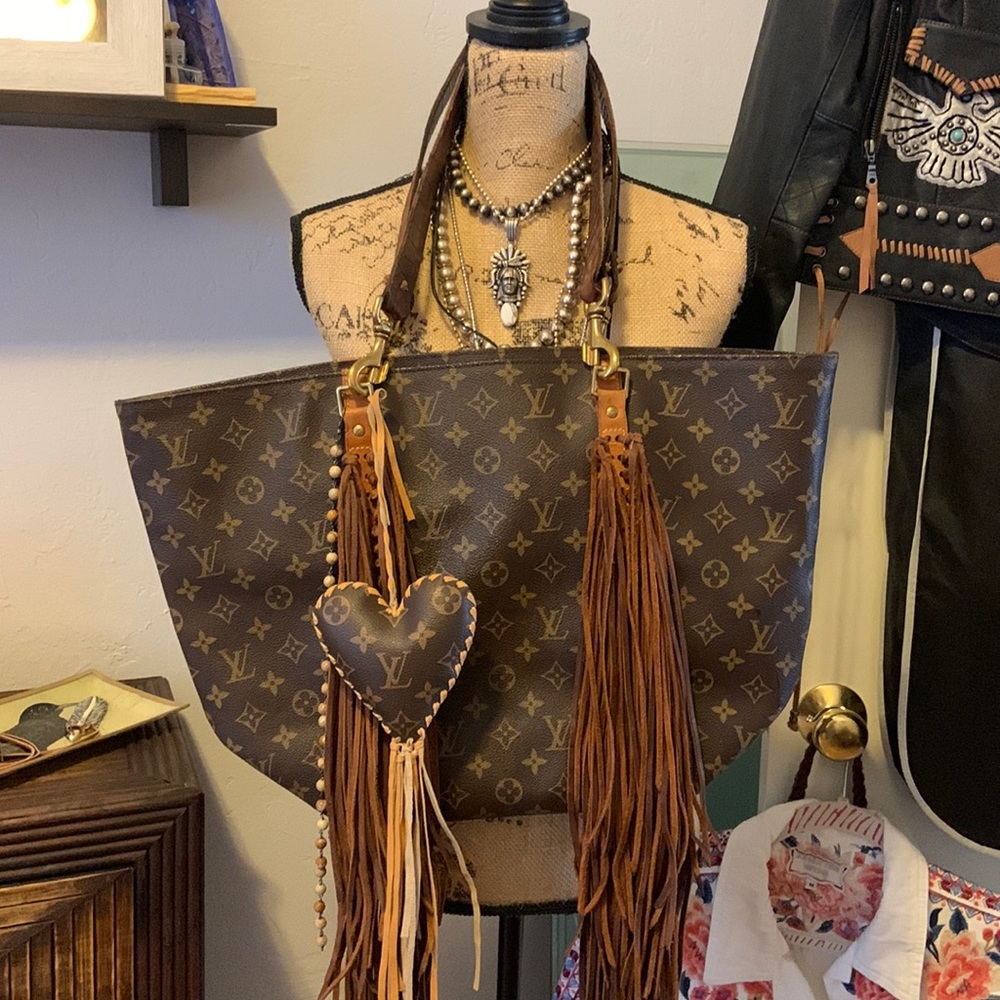 Louis Vuitton GM tote custom